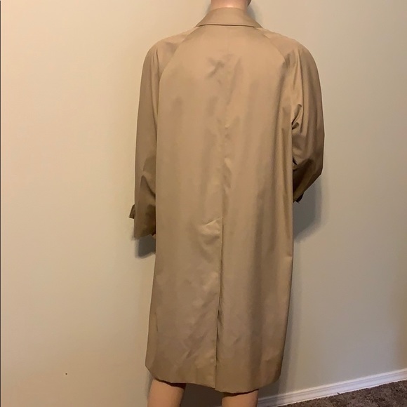 Vintage Burberry men’s trench coat nova check 44R